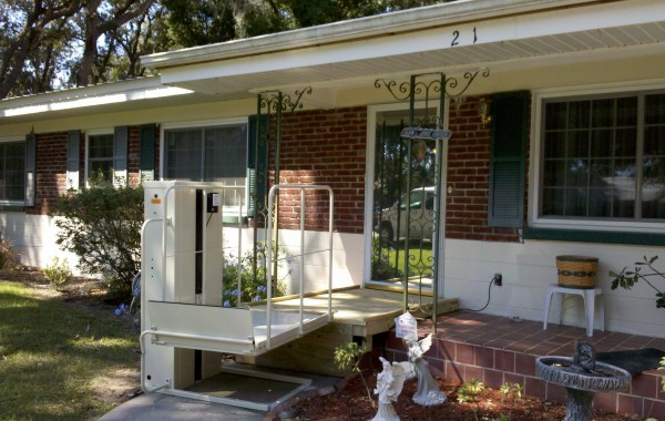 Mac's porch lift installation, available to rent from Electropedic